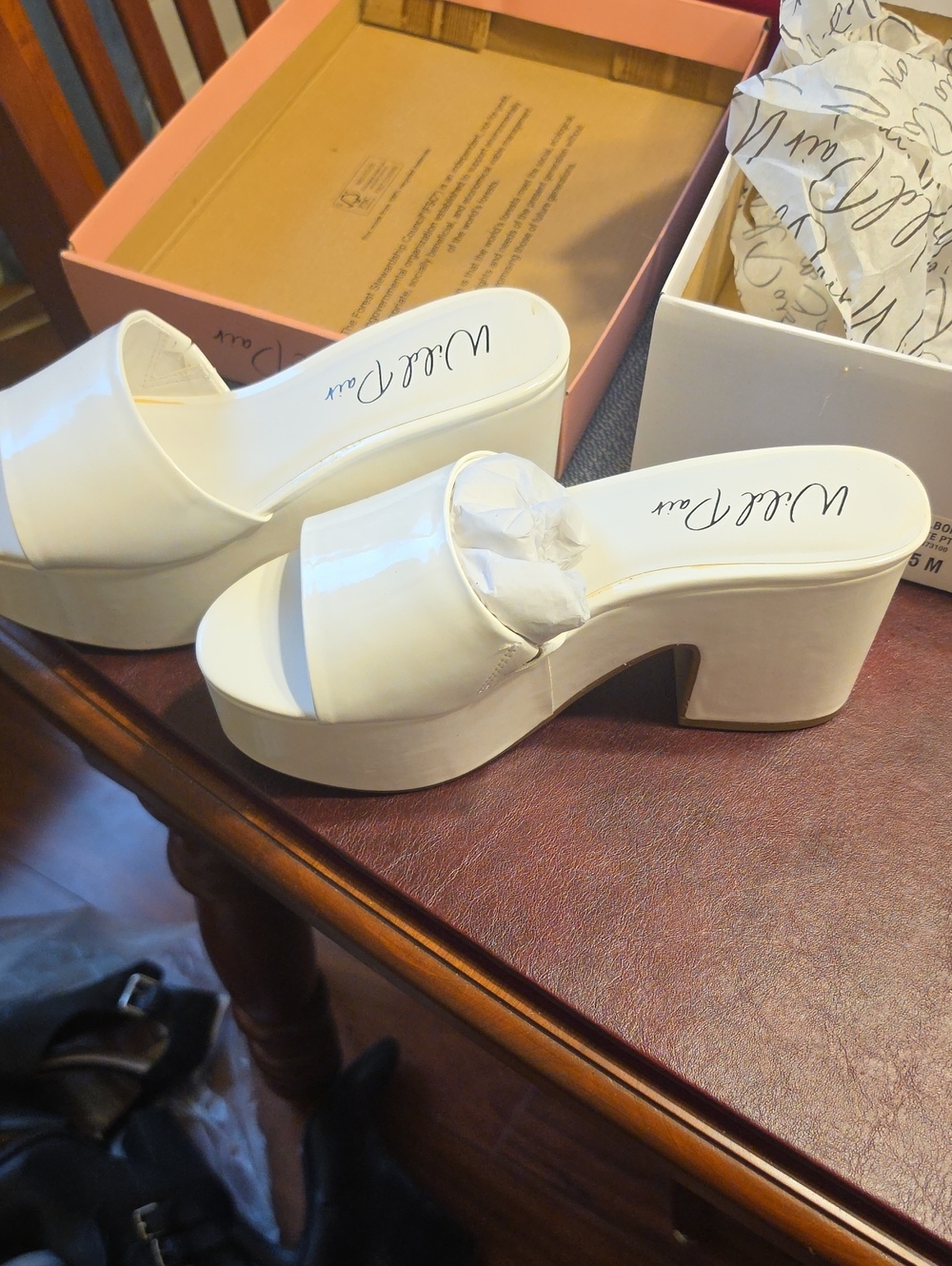 Never Worn Wild Pair White Platform Slide Heels